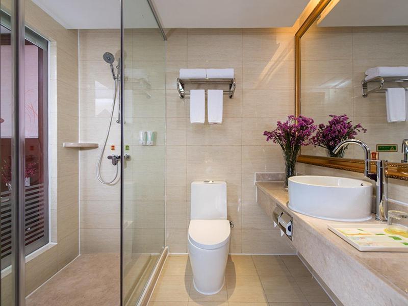 Vienna Hotel Shenzhen Shuiku New Village Exterior photo